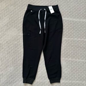 New Figs Medium Petite Black Zamora High-Waisted Jogger Scrub Pants